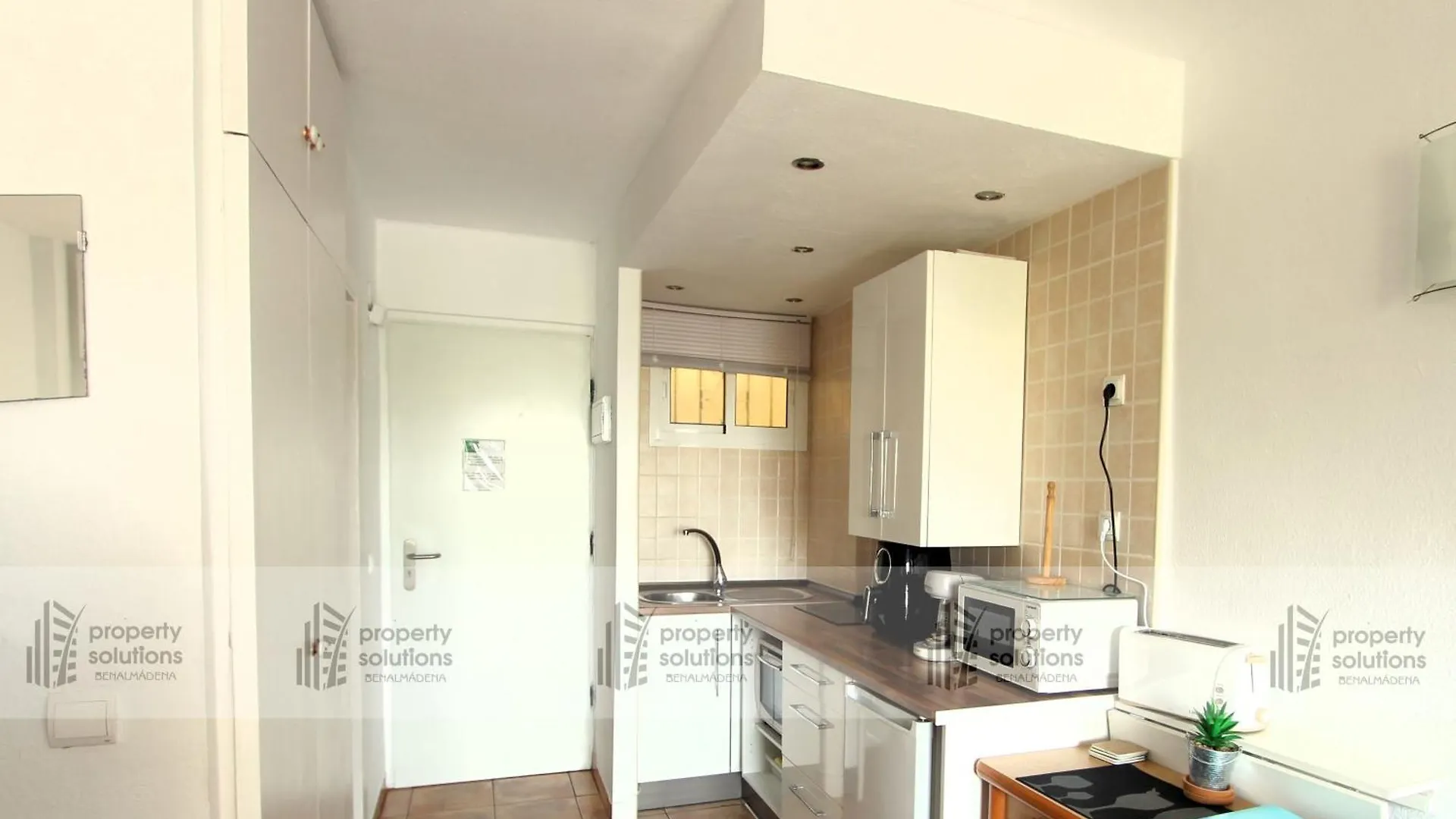 135 Jupiter Apartamentos Estudio - Piscina - Playa A 600 Metros ベナルマデナ アパート